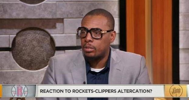 87年主场不败！梅里诺传射建功，阿森纳2-0小蜜蜂十一轮不败领跑（主场87年不败延续！梅里诺传射发威，阿森纳2-0小蜜蜂，十一轮不败继续领跑）