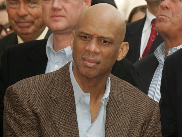 本赛季阿根廷球员欧冠参与进球榜：阿尔瓦雷斯6粒居首（阿根廷球员本季欧冠参与进球榜：阿尔瓦雷斯以6球领跑）