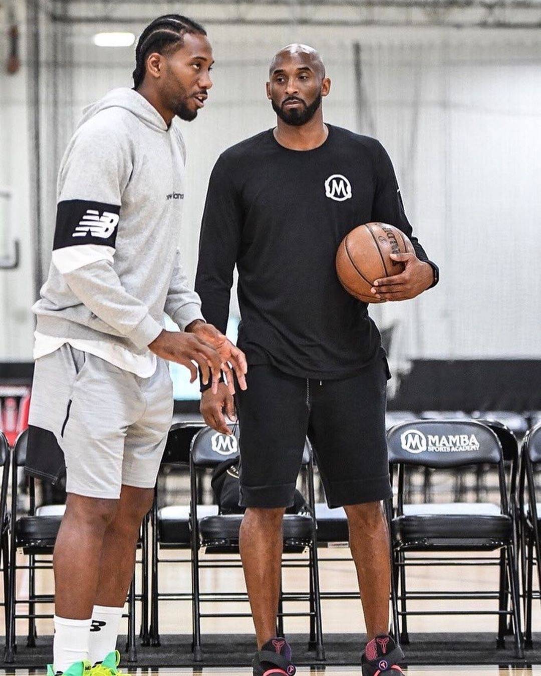 为什么下底传中的战术现在不太多见，比起之前要少很多？（如今下底传中为何日渐稀少？）