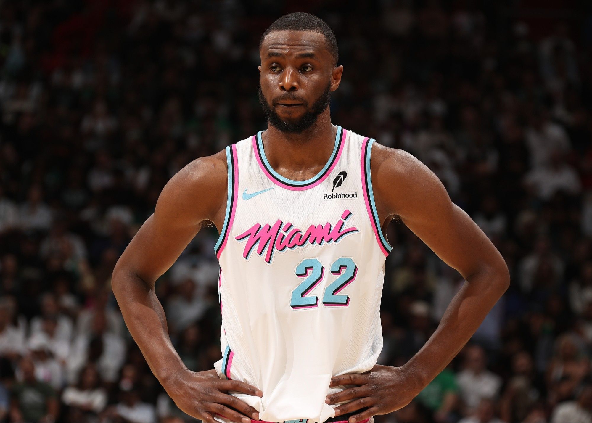 迪马：弗拉霍维奇已经伤愈并随队训练，以备战都灵德比（迪马：弗拉霍维奇伤愈复出，随队合练备战都灵德比）