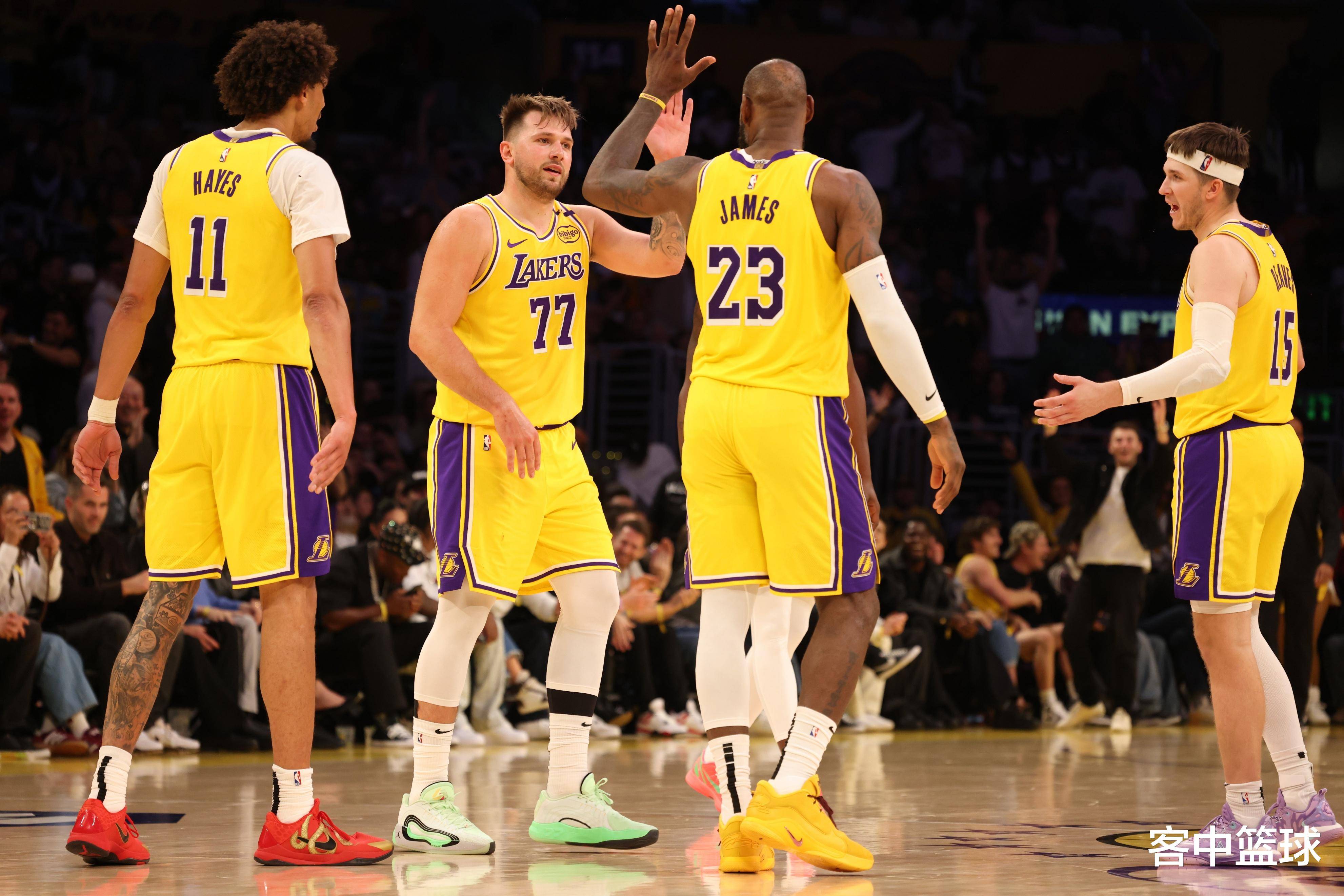 小孔塞桑：我和C罗聊过，他说我在伟大的俱乐部效力（小孔塞桑：曾与C罗交流，他称我效力于一家伟大俱乐部）