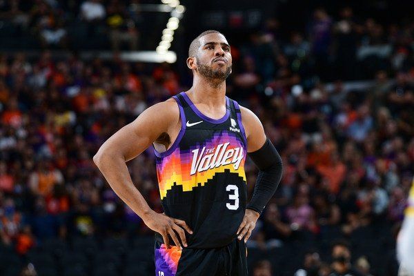 执教俱乐部前1000场场均积分前10：瓜迪奥拉第1，穆里尼奥第2（俱乐部执教前1000场场均积分TOP10：瓜迪奥拉居首，穆里尼奥次席）