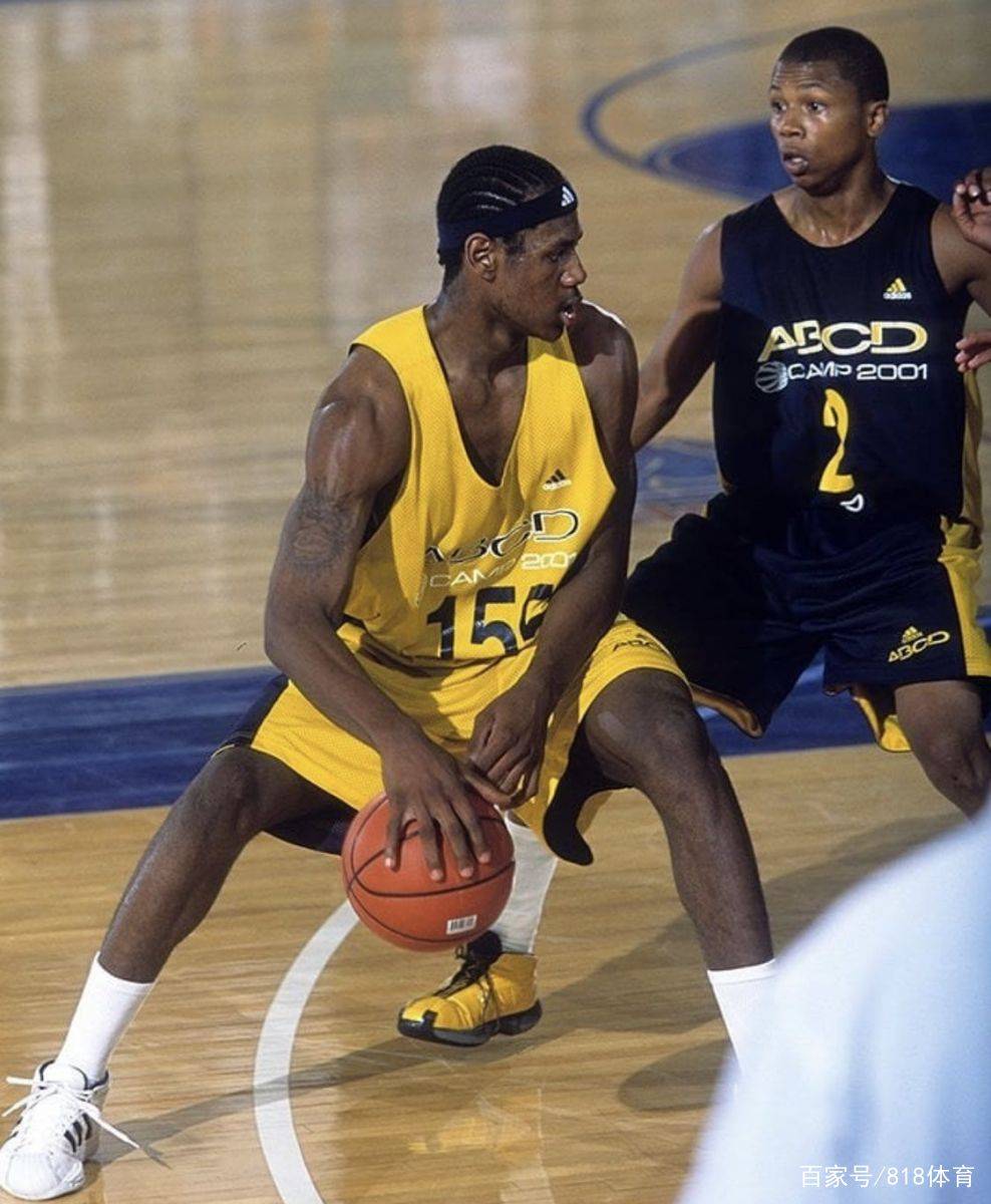 狂轰39+3！天价超级王炸到位，诺威尔不逊色古德温，山西杀进8强（轰下39分3助！高价超级外援火力全开，诺威尔不逊古德温，山西晋级八强）