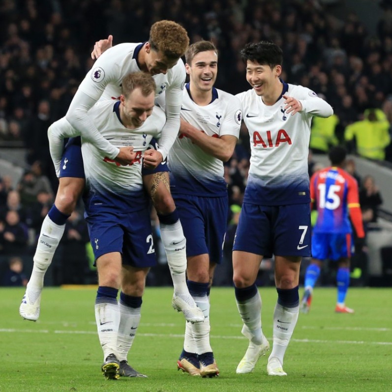 吉达国民总监：伊万-托尼不会在冬窗离开，转会传闻毫无根据（吉达国民总监辟谣：伊万-托尼冬窗留队，转会流言不实）