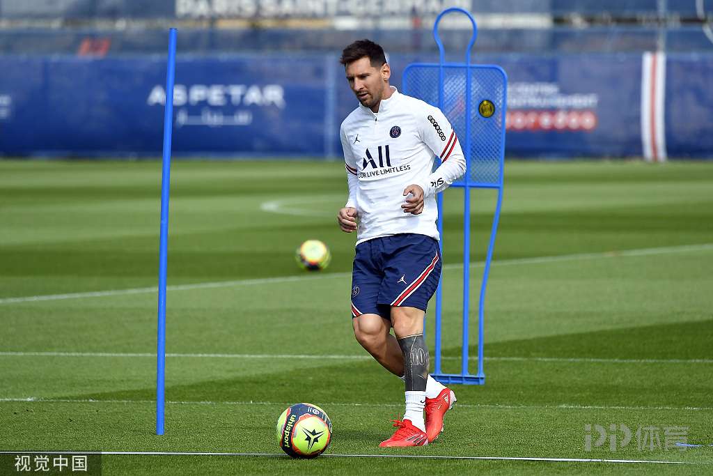 斯帕莱蒂：戴维需要连续踢五场？难道我也得带皇马巴萨五场？（斯帕莱蒂：戴维非得连踢五场？难道我也要连战皇马、巴萨五场？）